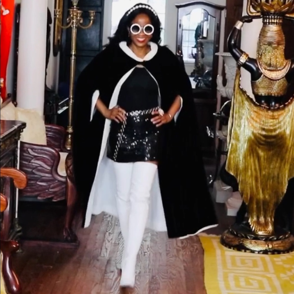 Vtg velvet black & cream white long cape coat S-M